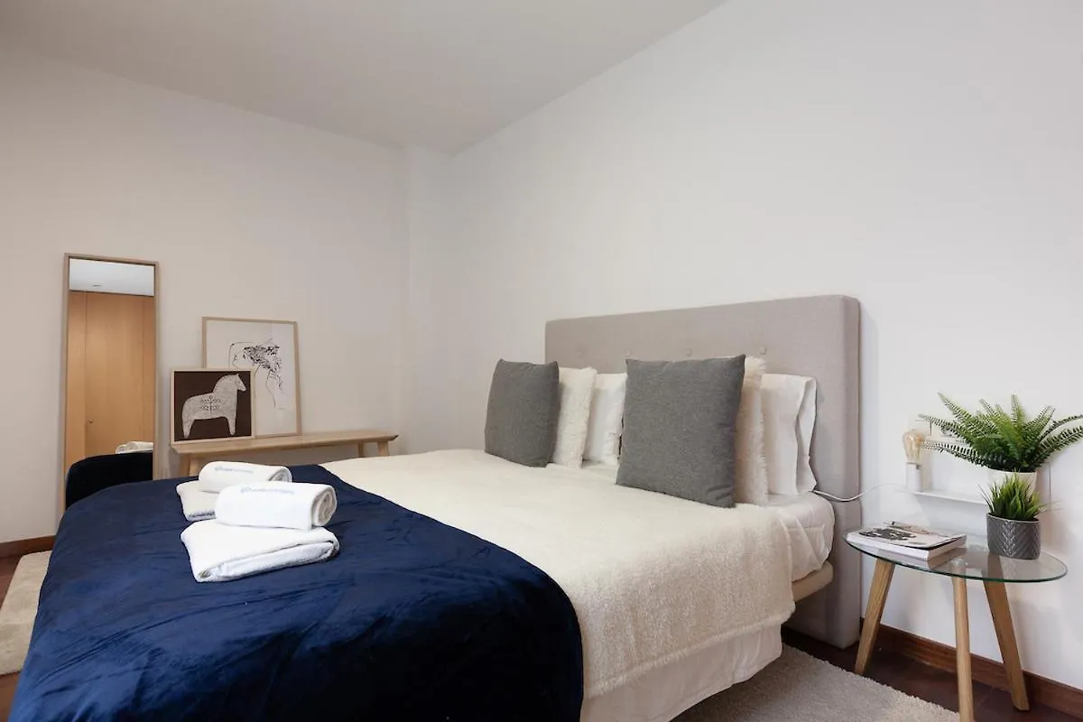 Enjoy Apartments Maria Барселона
